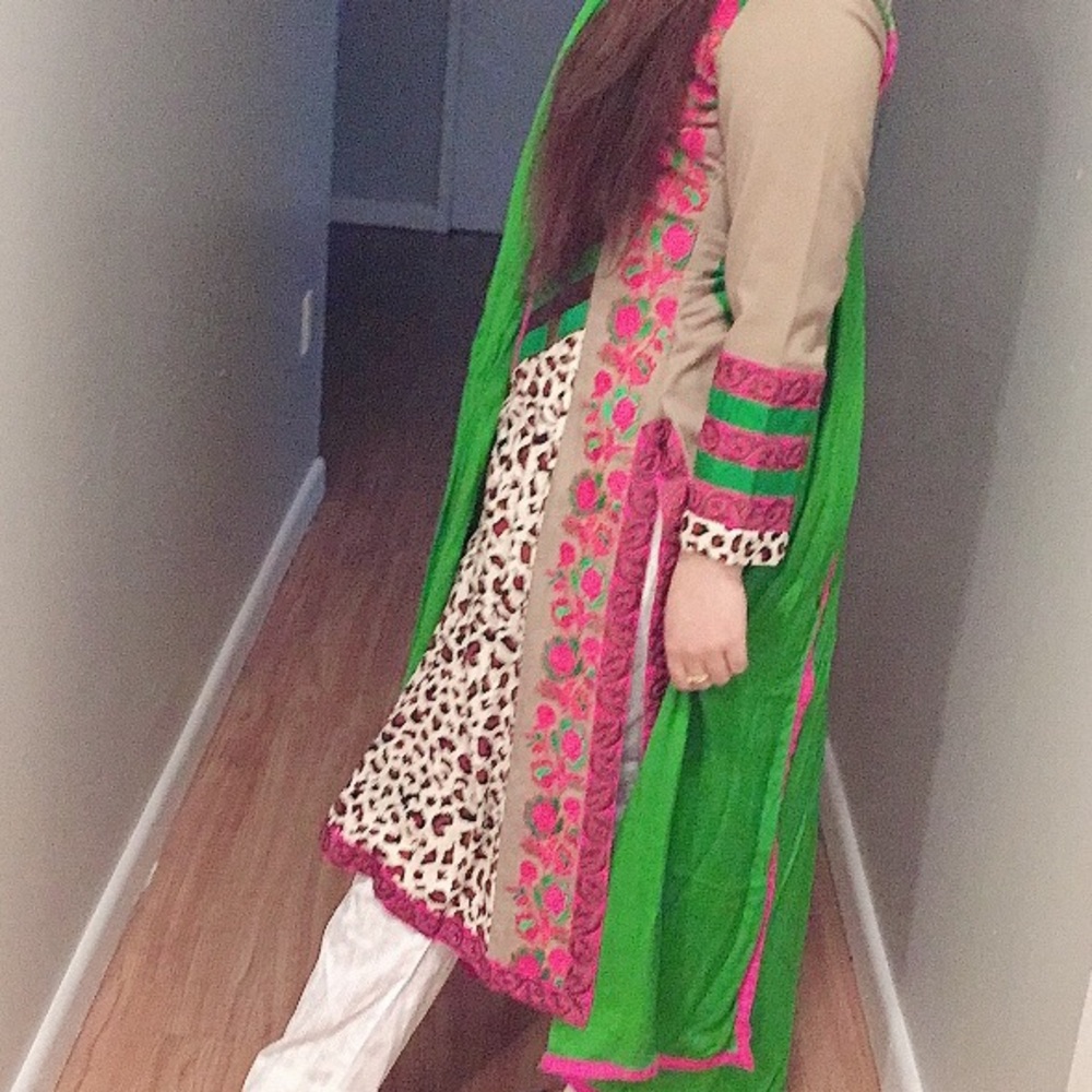 Pakistani Indian Shalwar Kameez 2 Pc Designer Suit - image 3